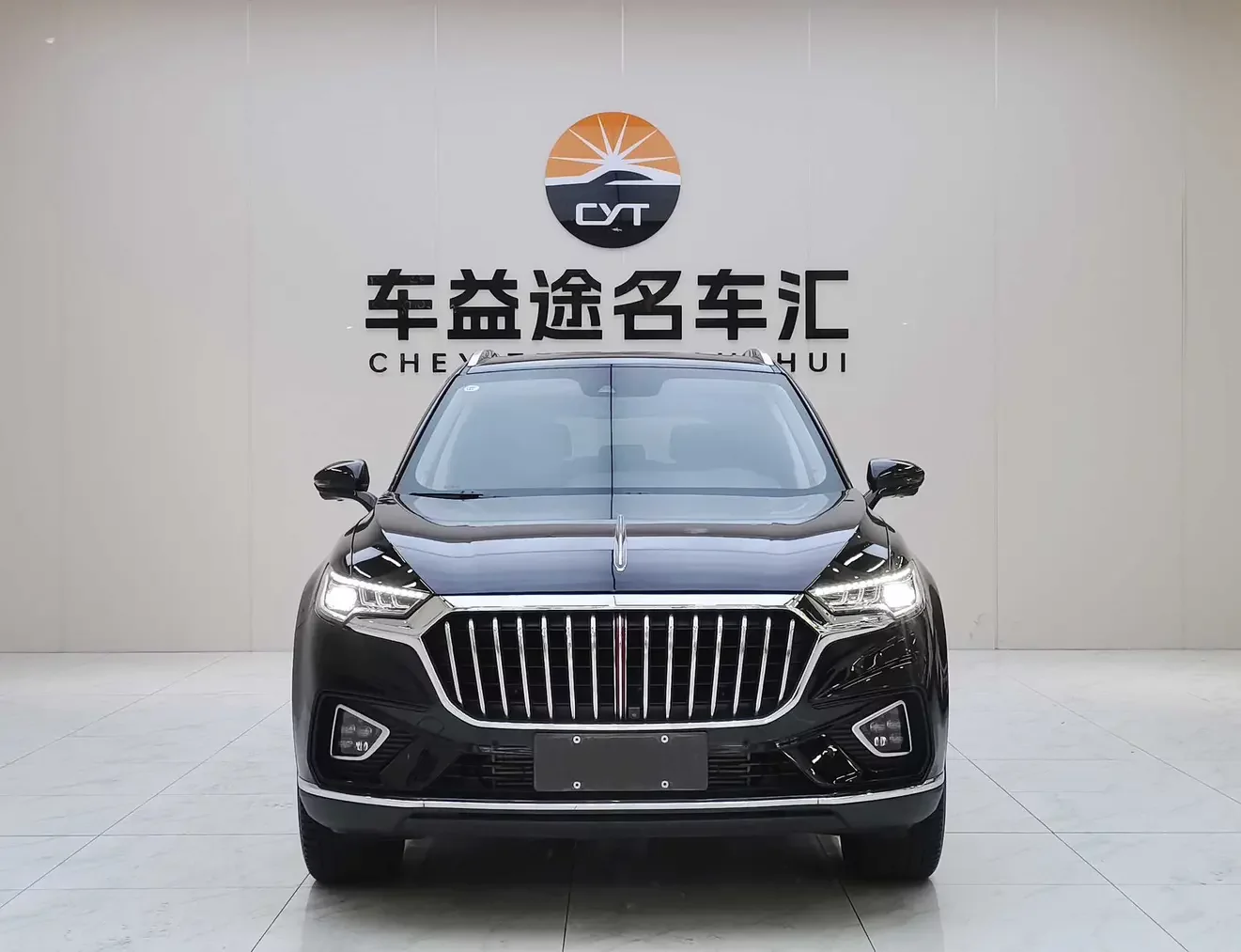 Hongqi HS5