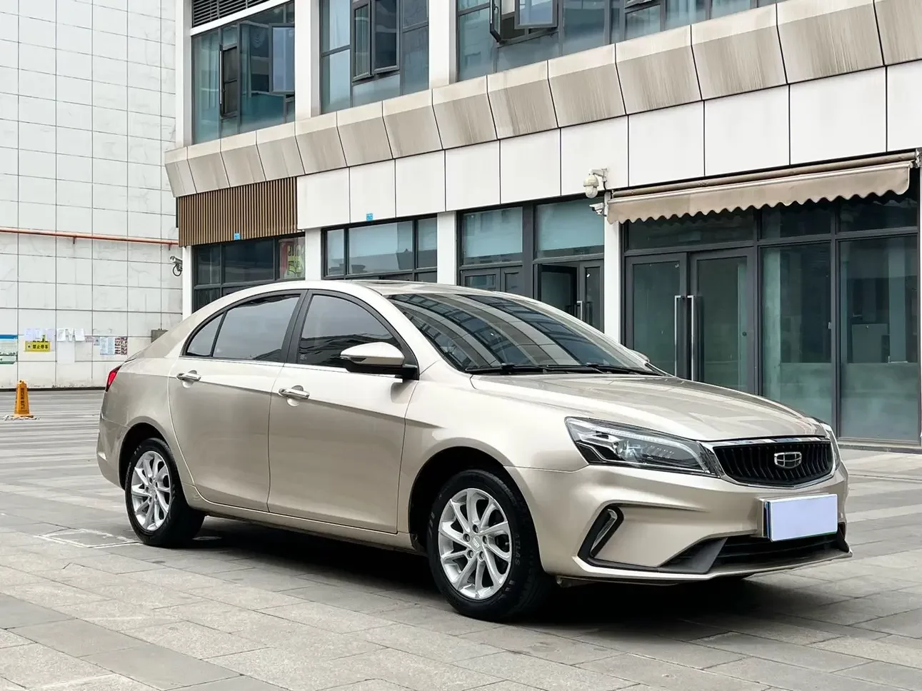 Geely emgrand
