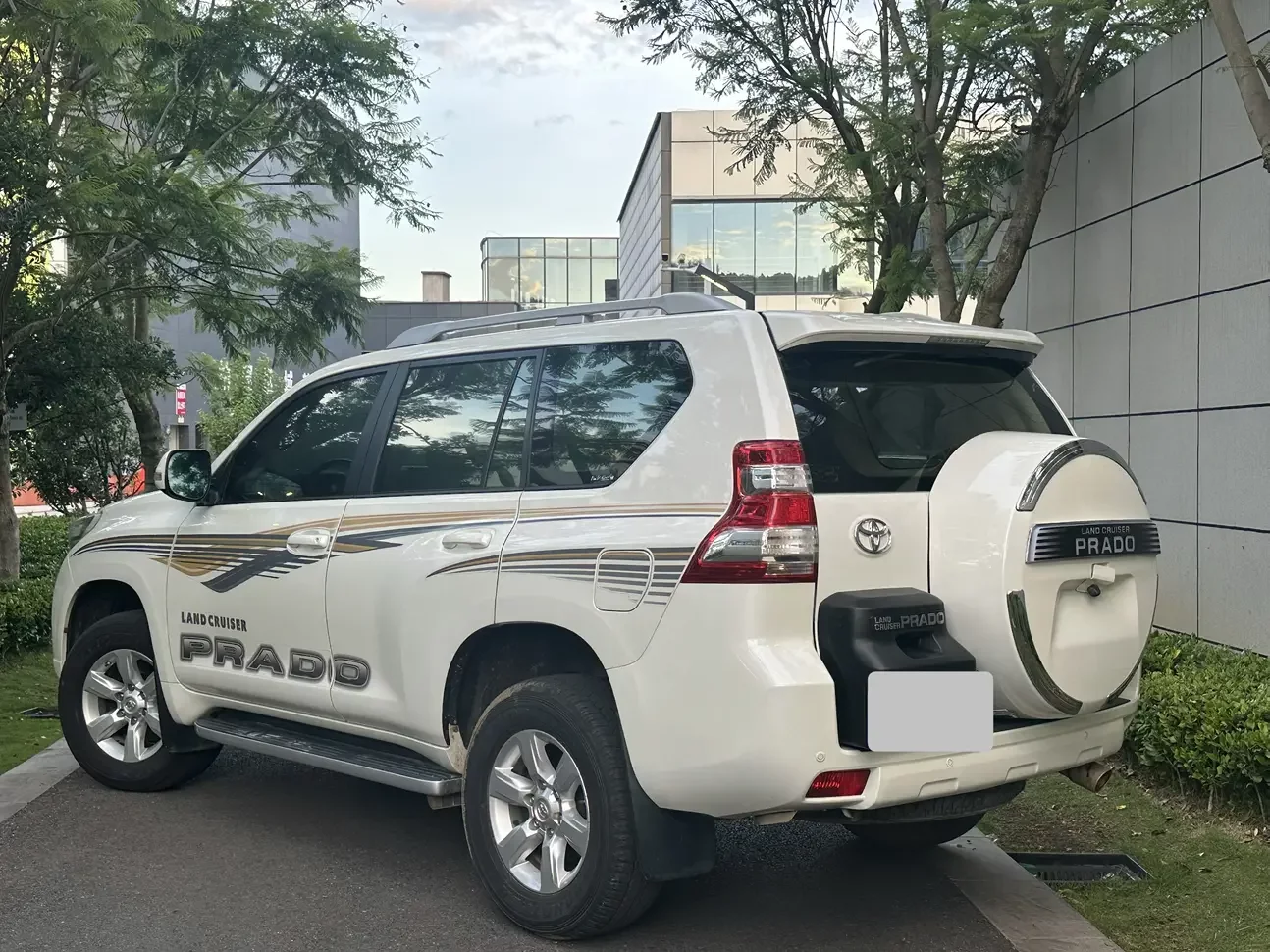 Toyota prado