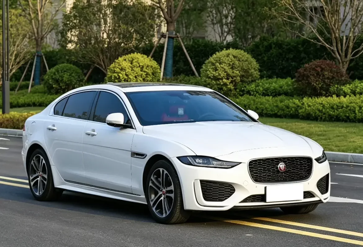 Jaguar XEL