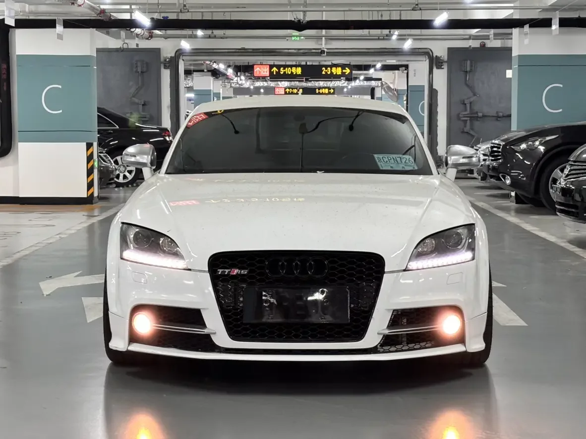 Audi TTS