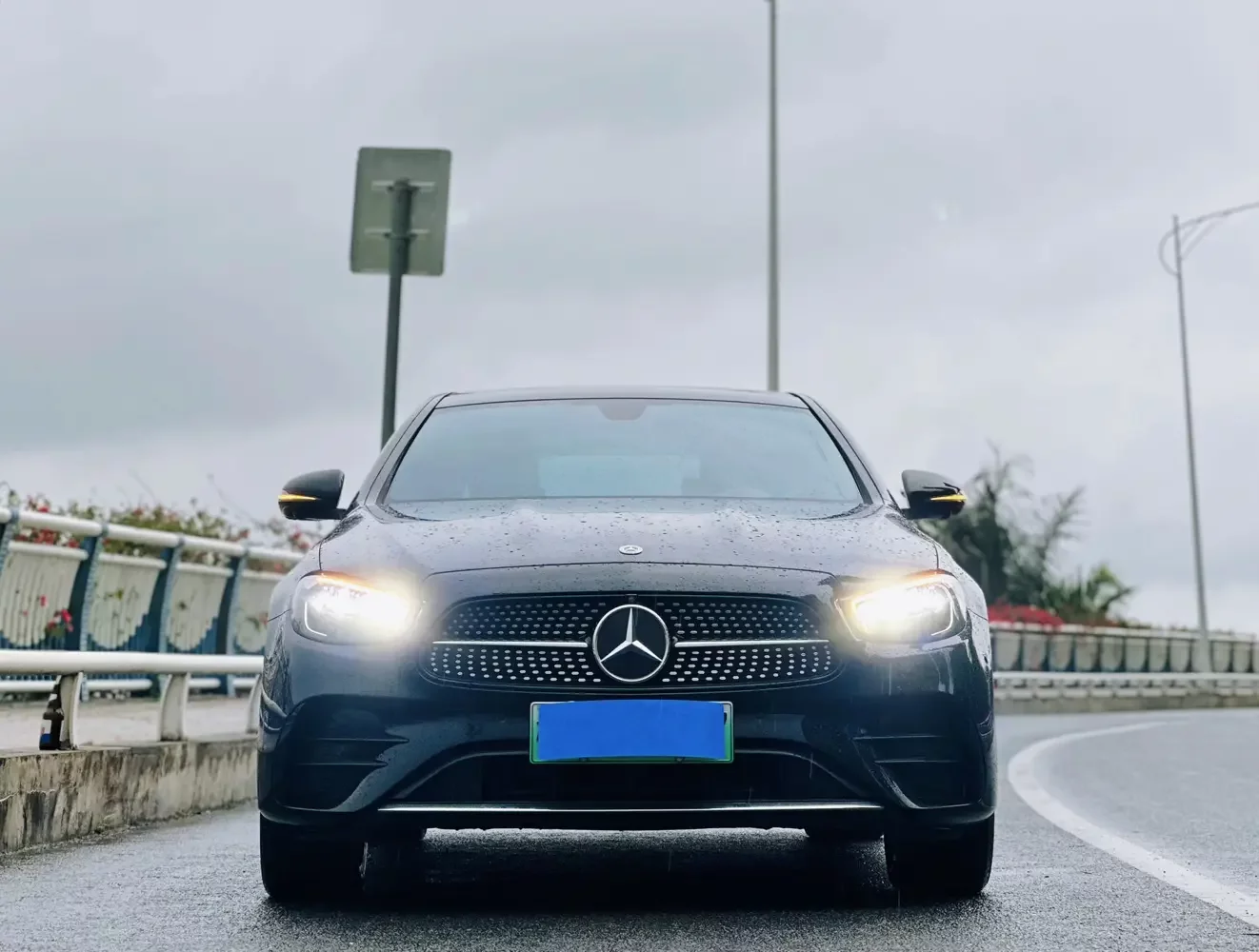 Mercedes-Benz E-Class PHEV