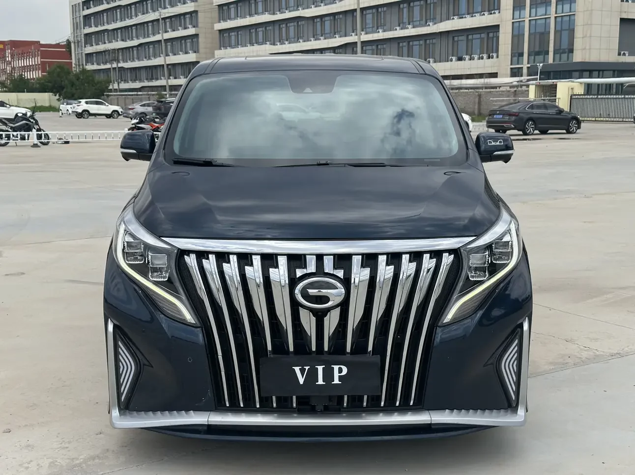 GAC Trumpchi M8  из Китая
