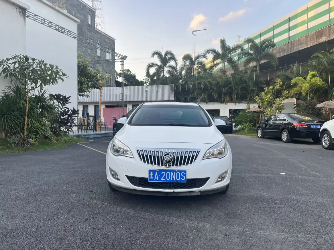 Buick Yinglang