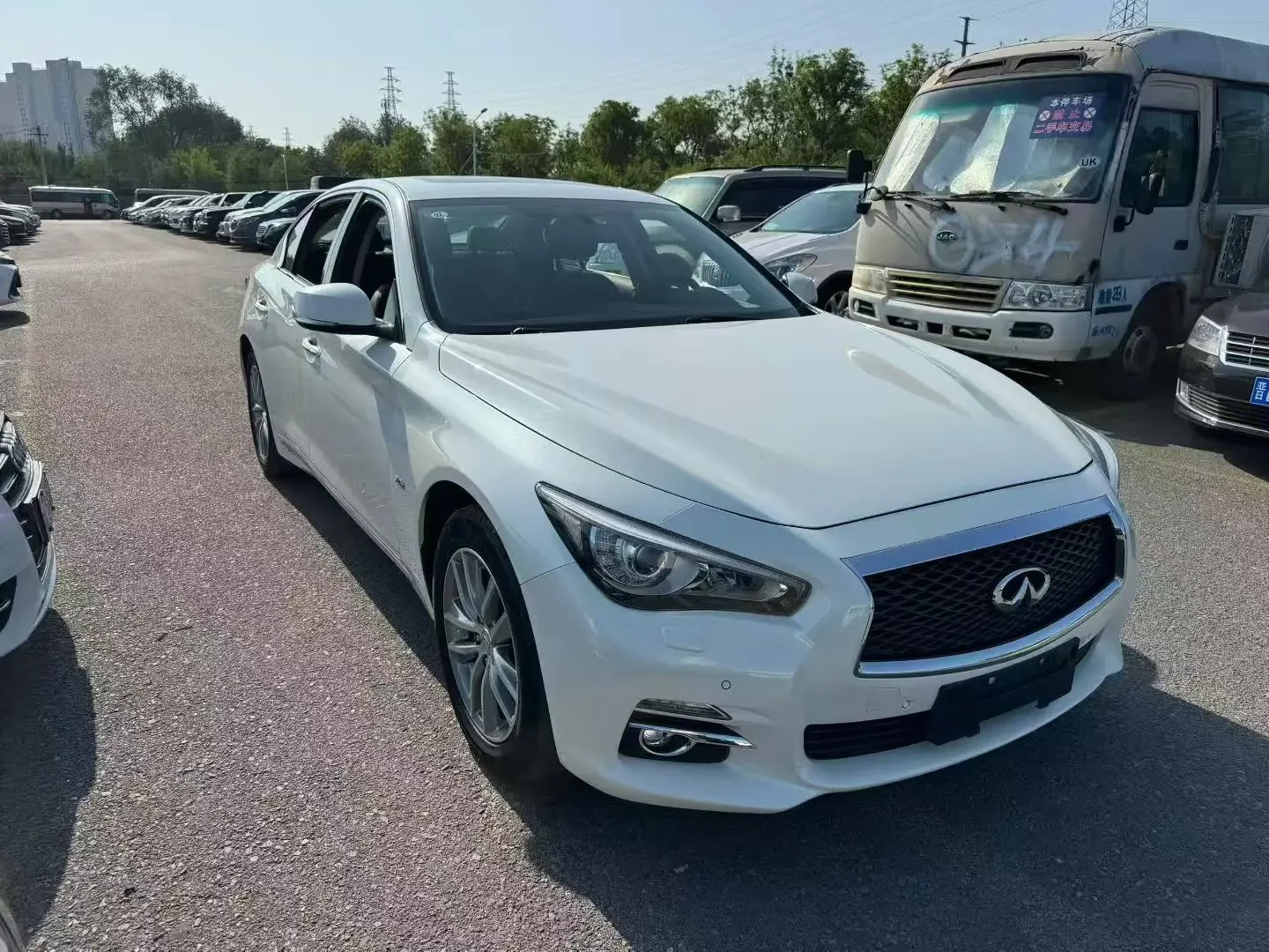 Infiniti Q50L  из Китая