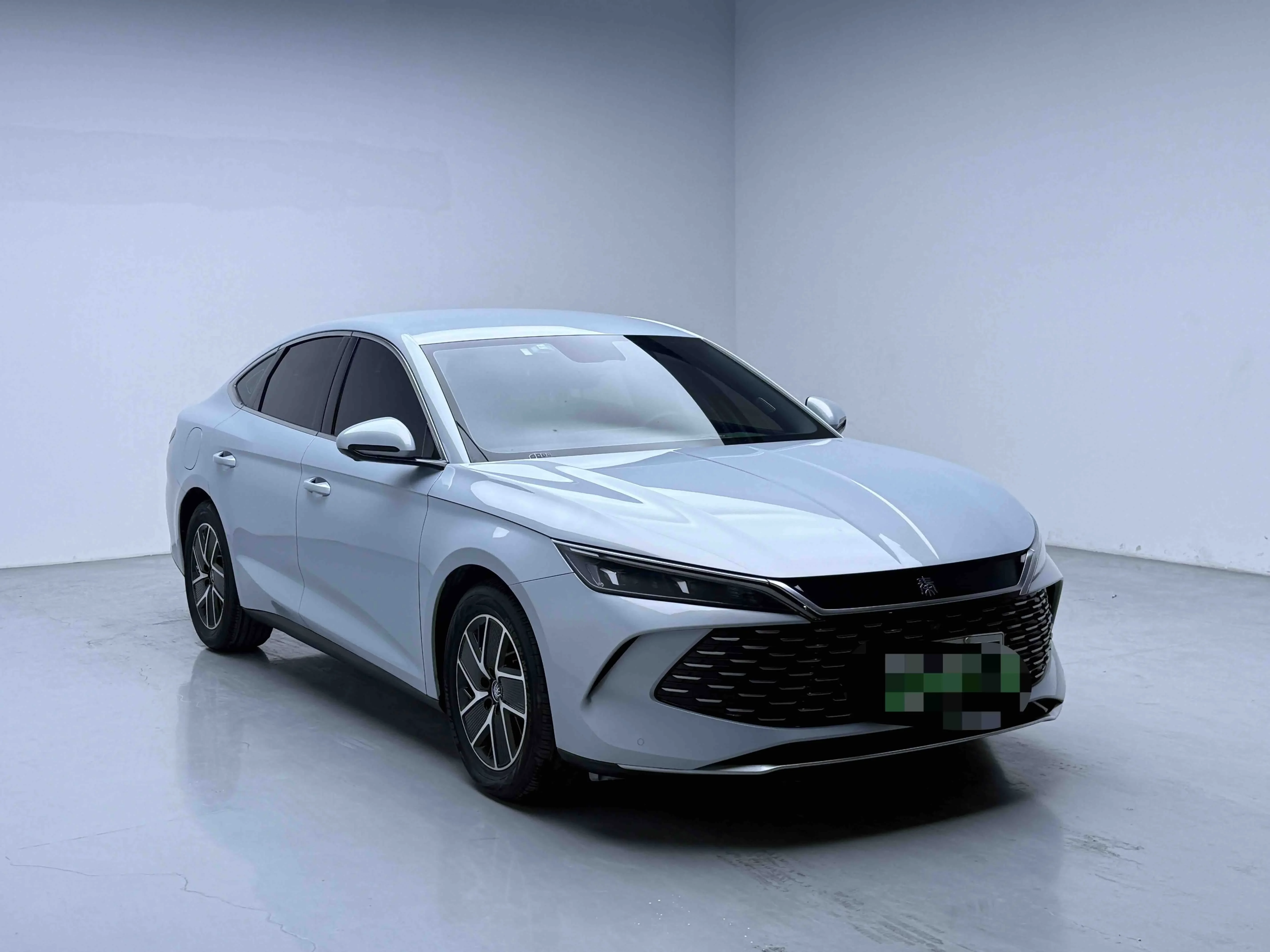 BYD Qin L DM