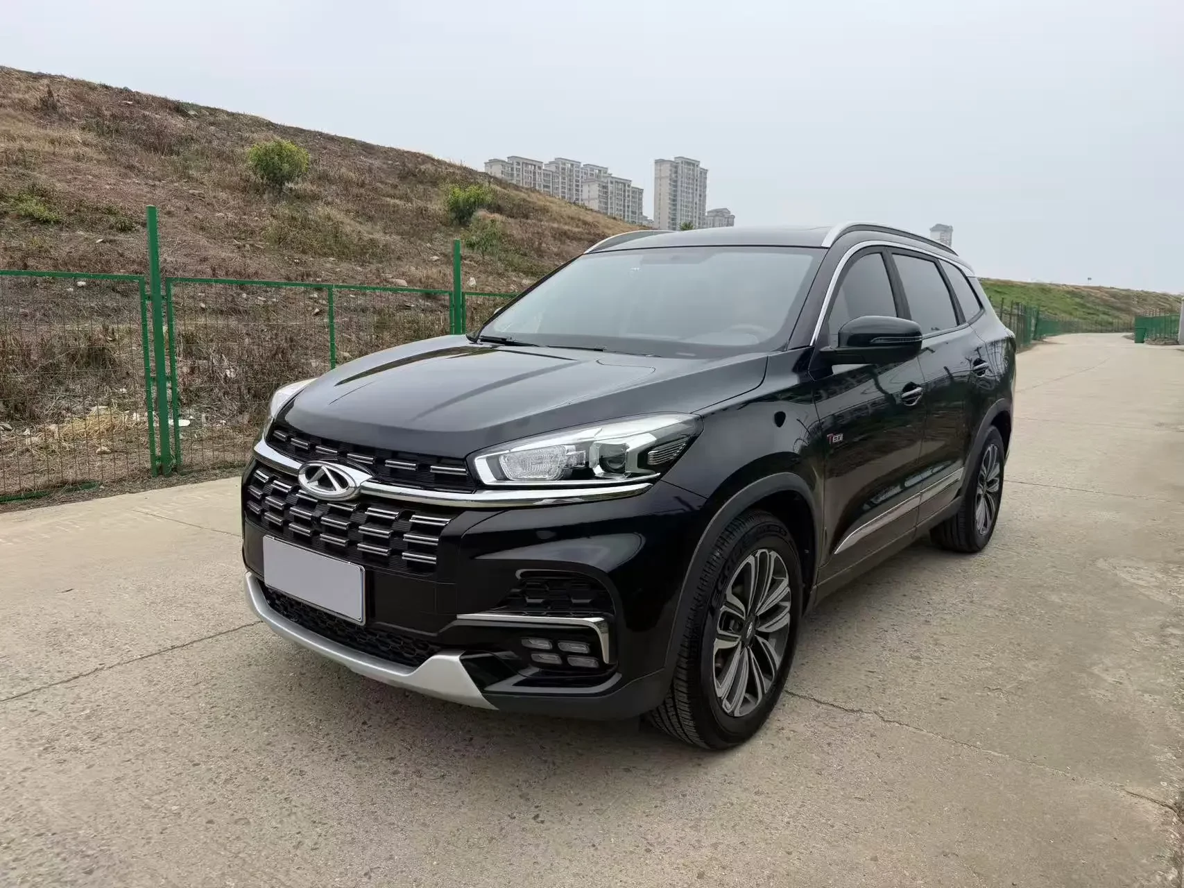 Chery Tiggo 8