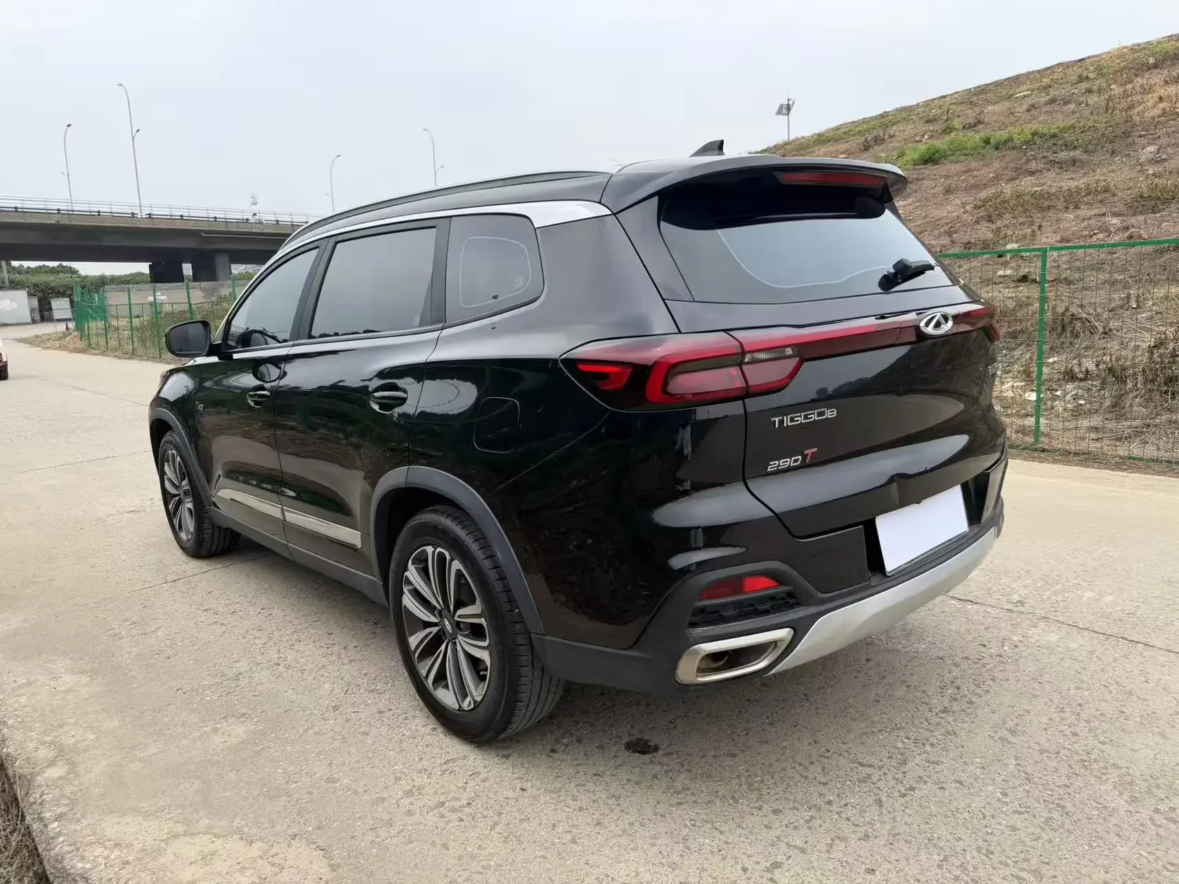 Chery Tiggo 8
