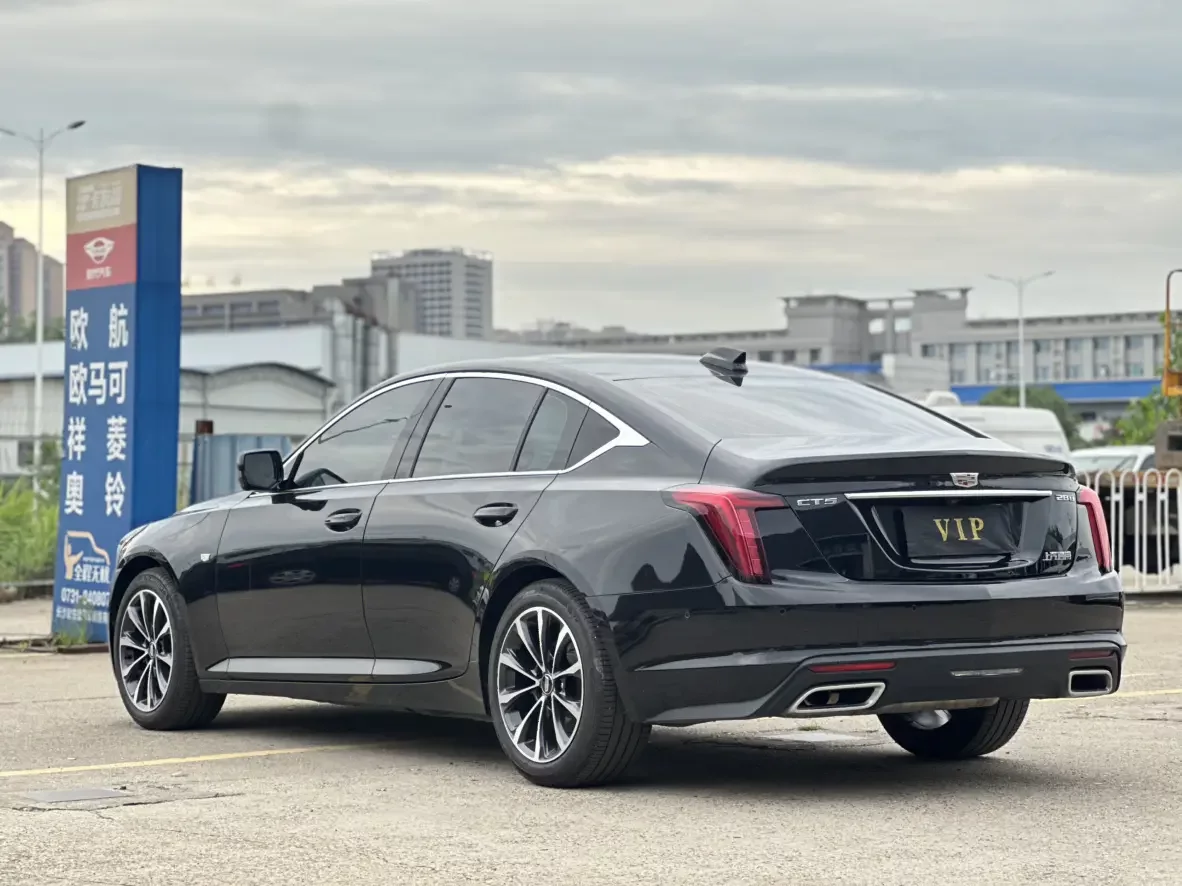 Cadillac CT5