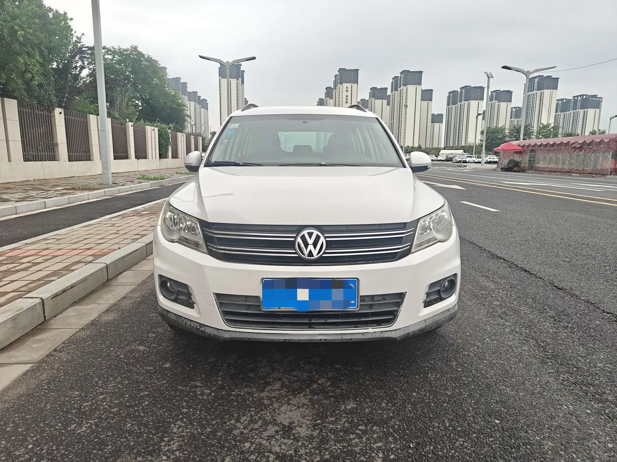 Volkswagen Tiguan (Tharu)
