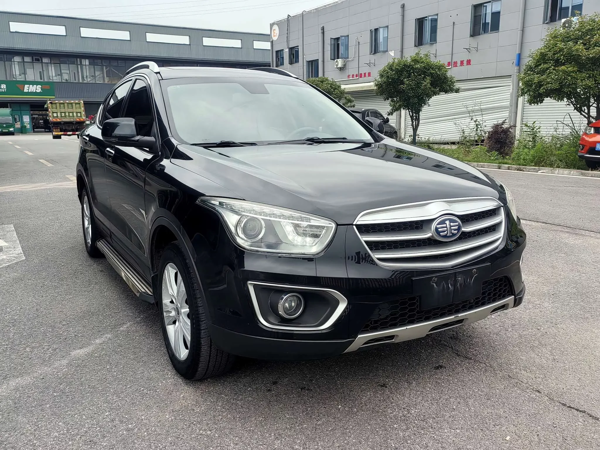 FAW Bestune X80
