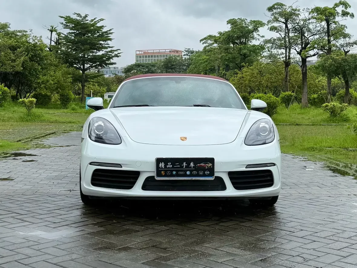 Porsche 718