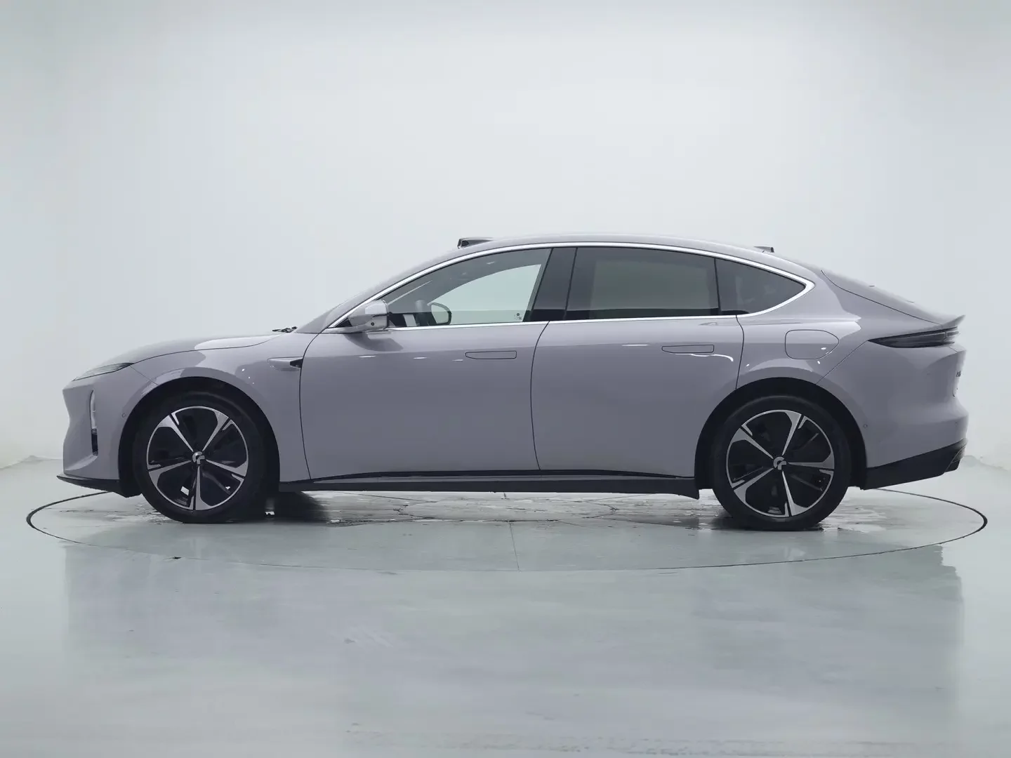 NIO ET5
