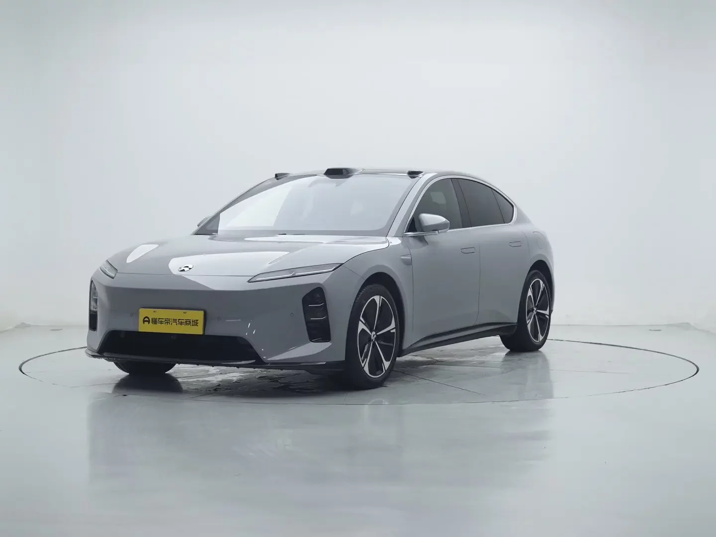 NIO ET5