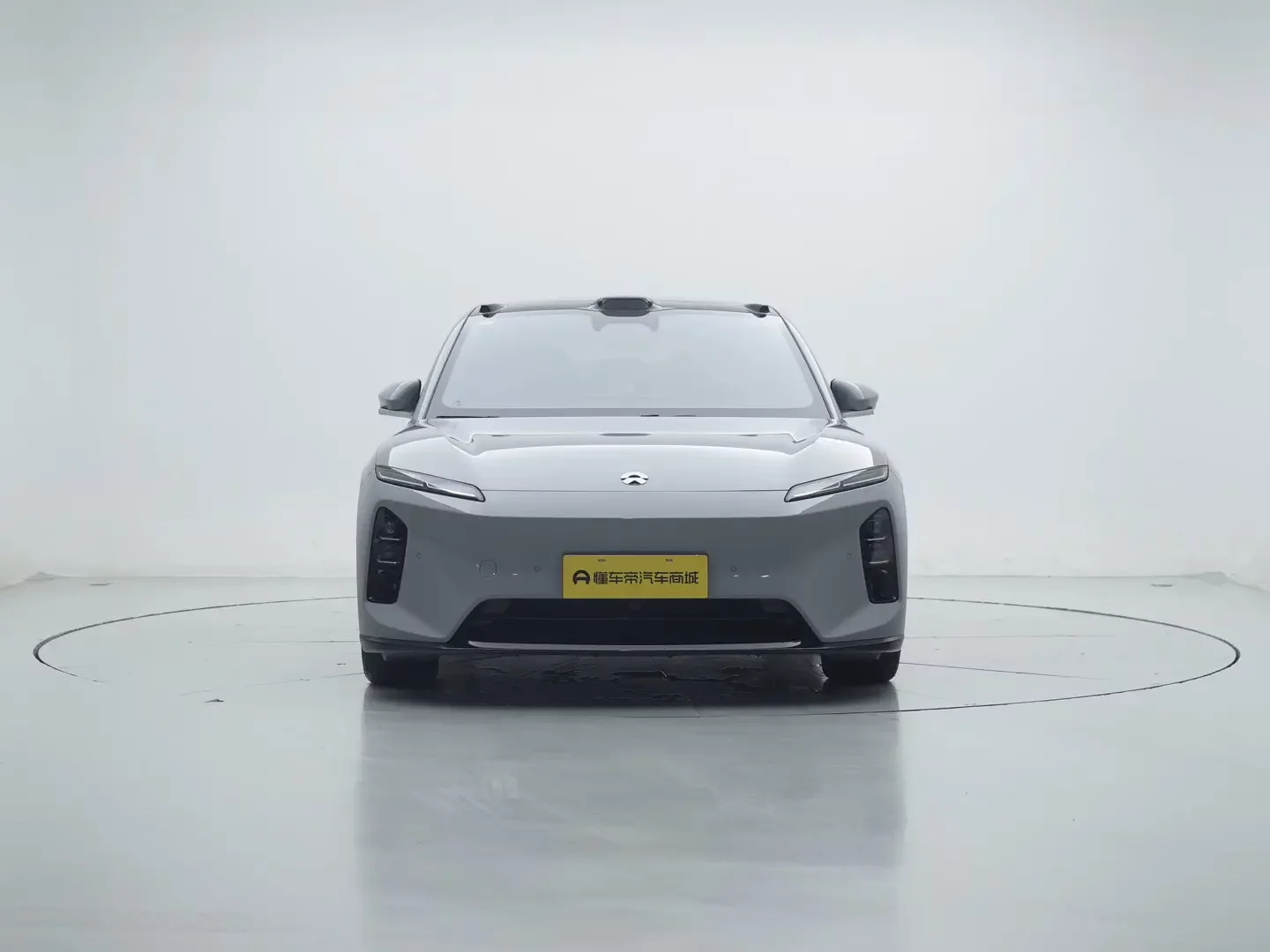 NIO ET5