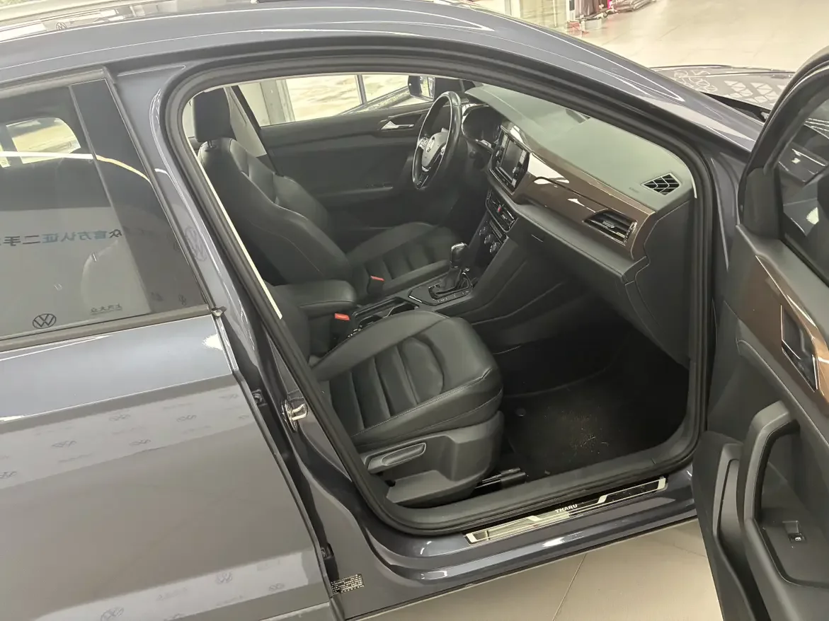 Volkswagen Tharu