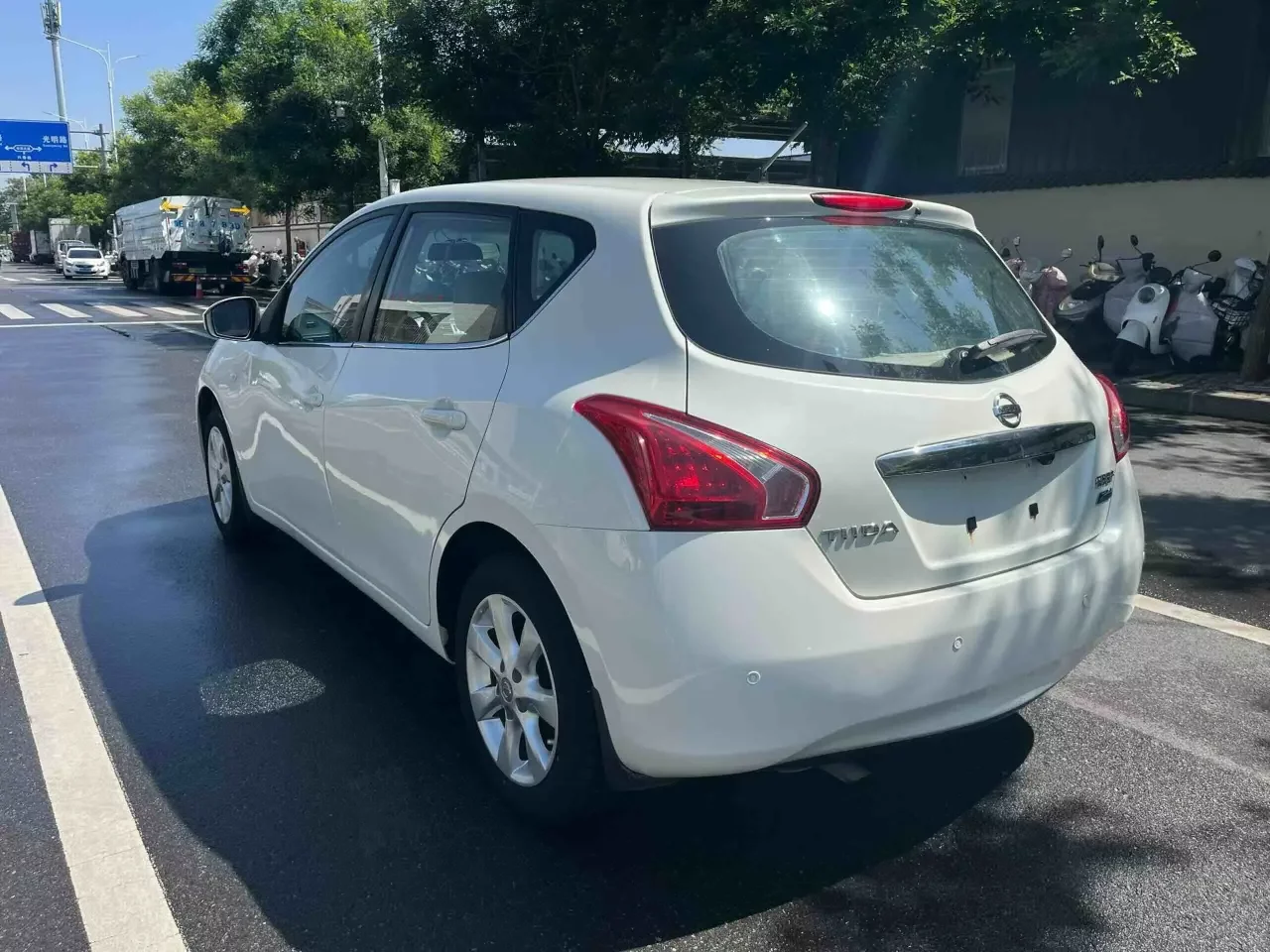 Nissan Tiida