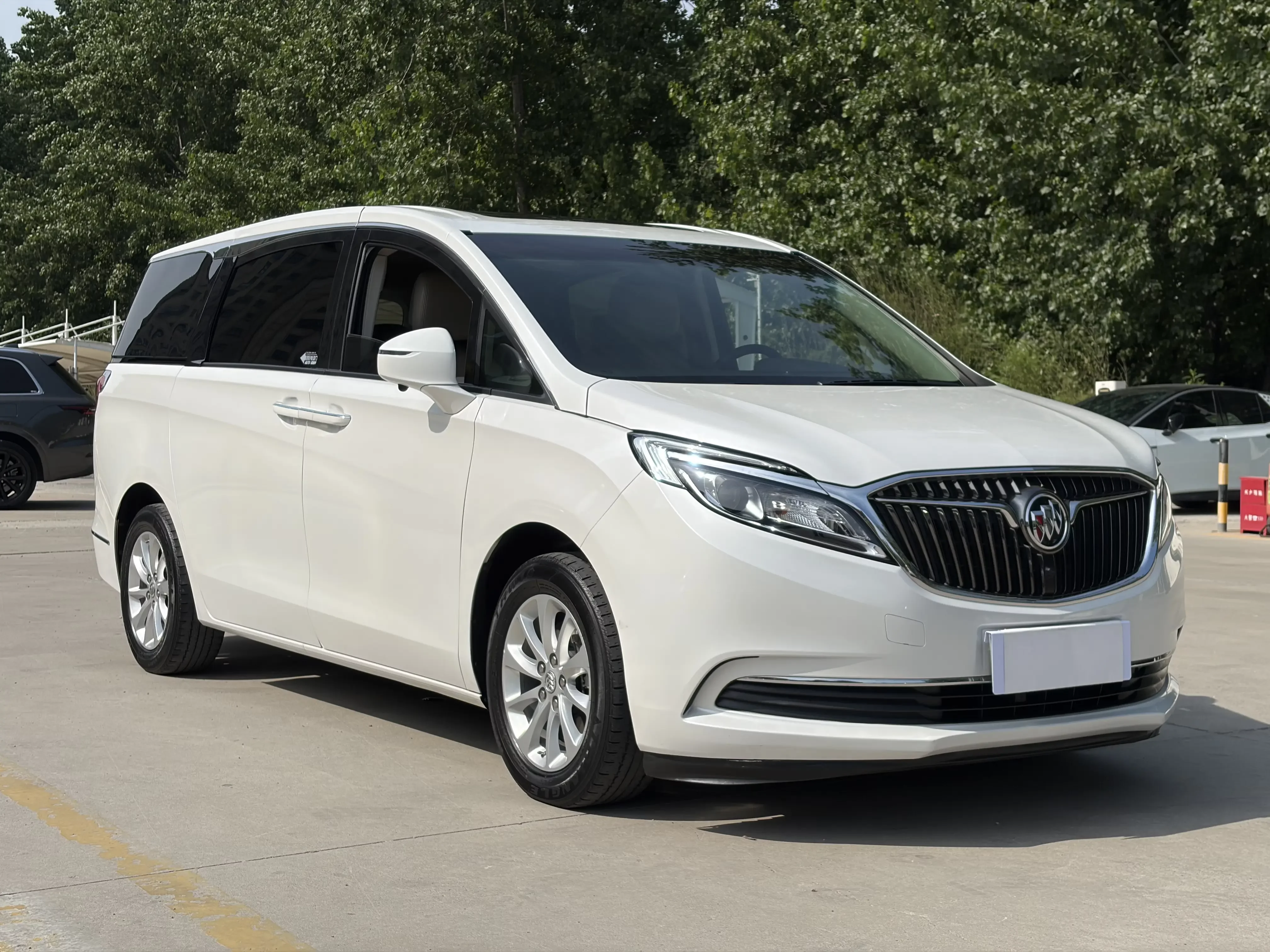 Buick GL8