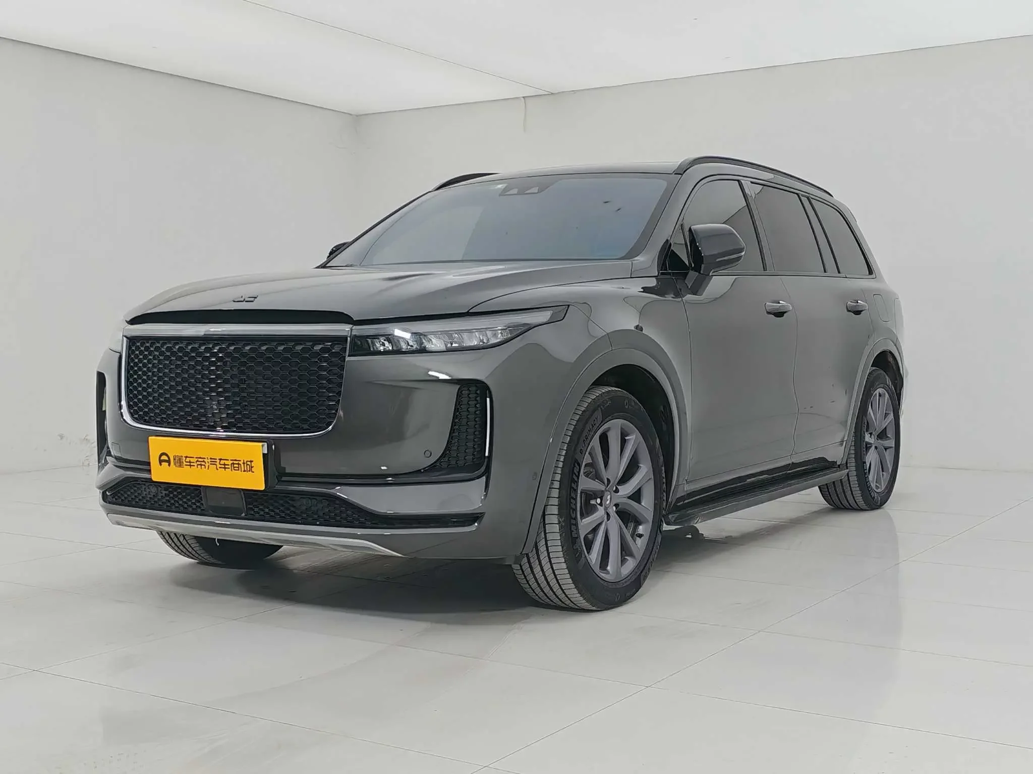 Li ONE (Ideal ONE)  из Китая