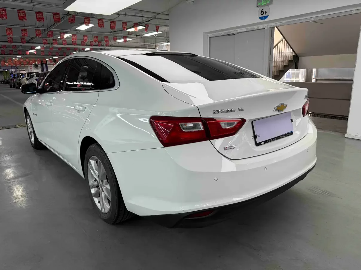 Chevrolet Malibu XL