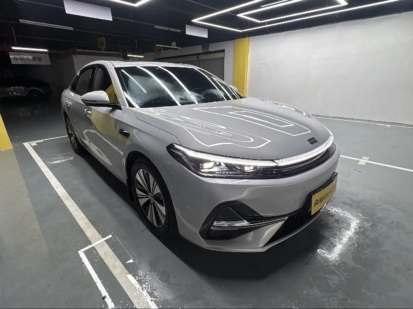Geely Galaxy A7 EM