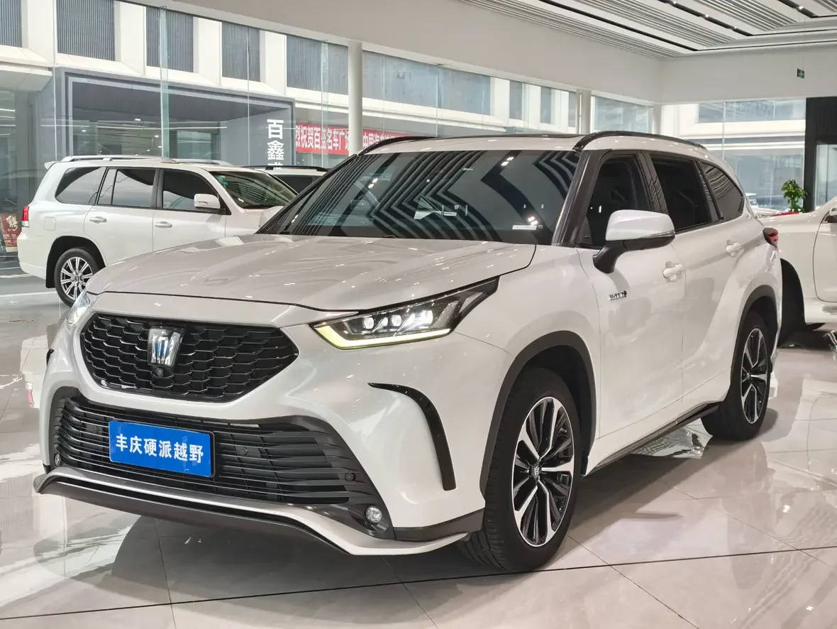 Toyota Crown Kluger
