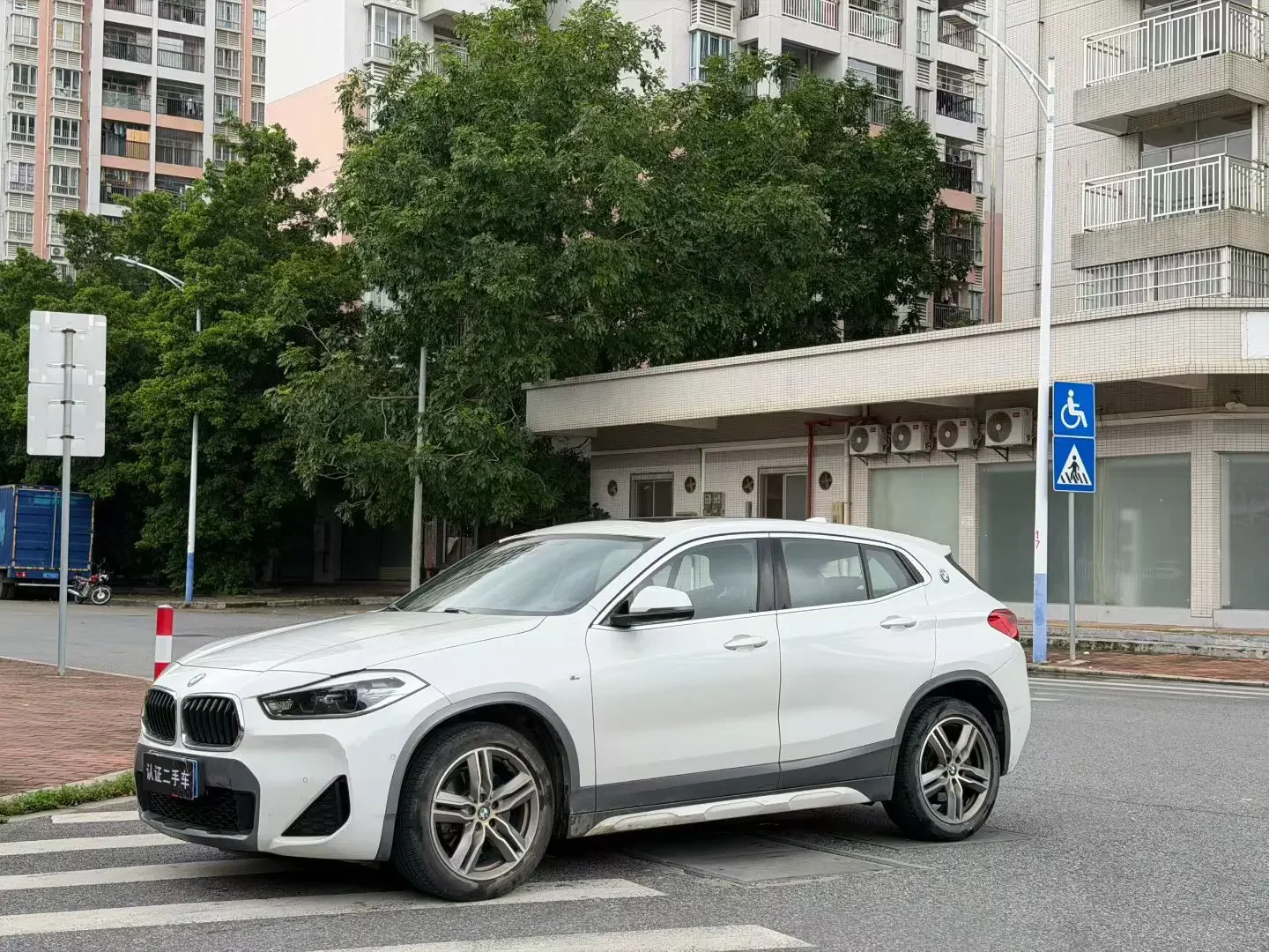 BMW X2