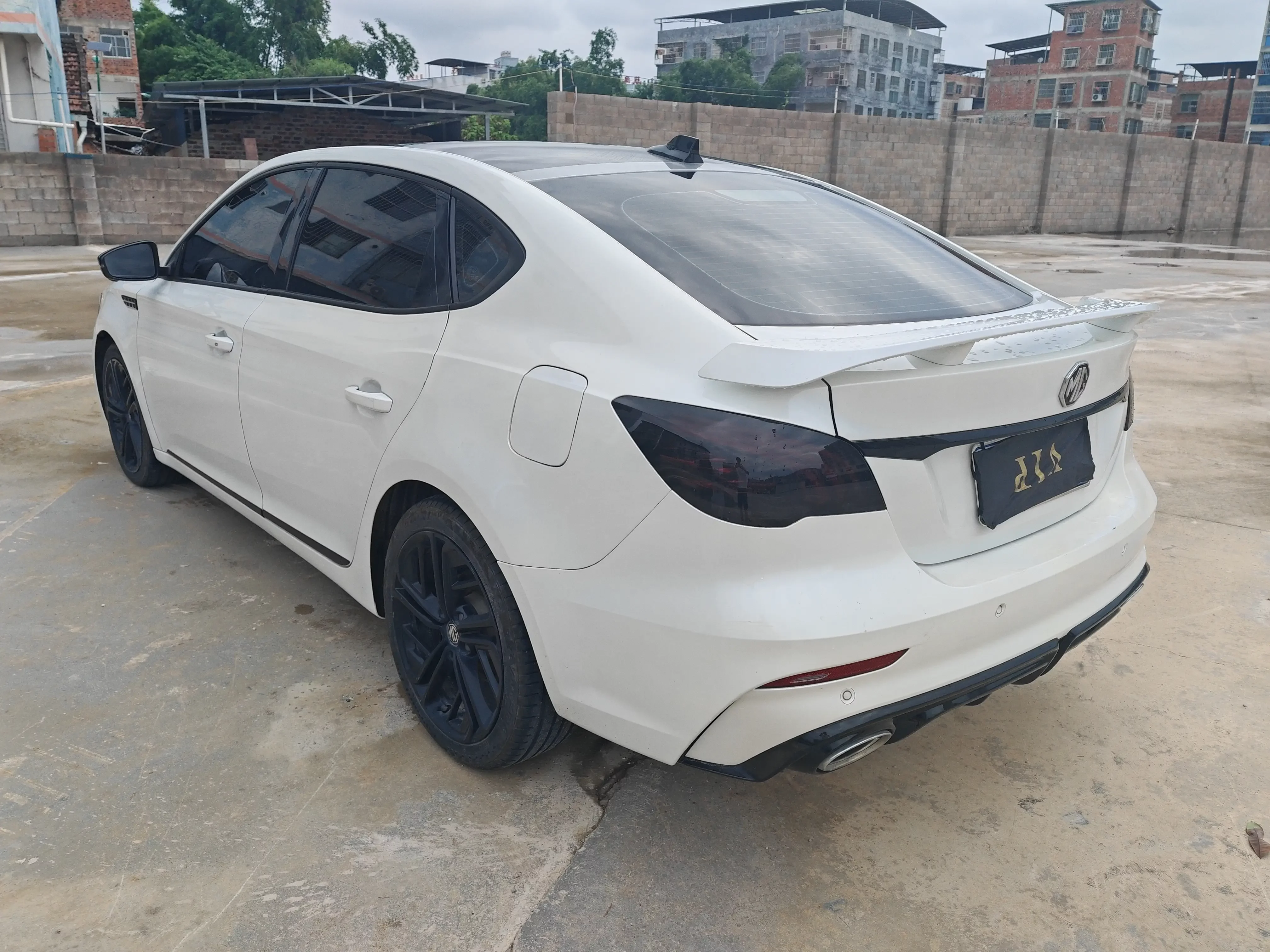 MG 6