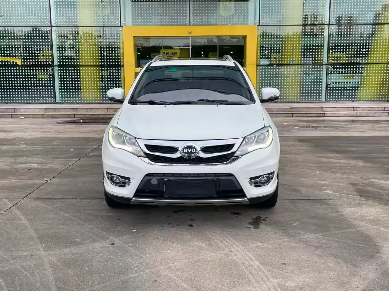BYD S7  из Китая