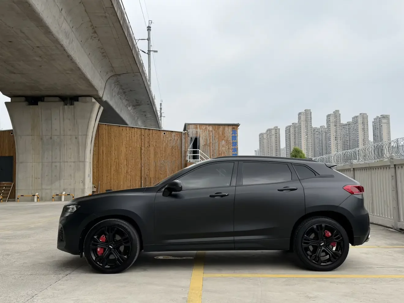 Wey Wei brand VV7