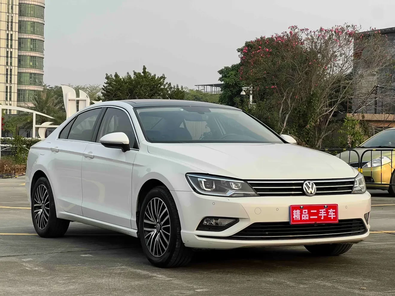 Volkswagen Lamando