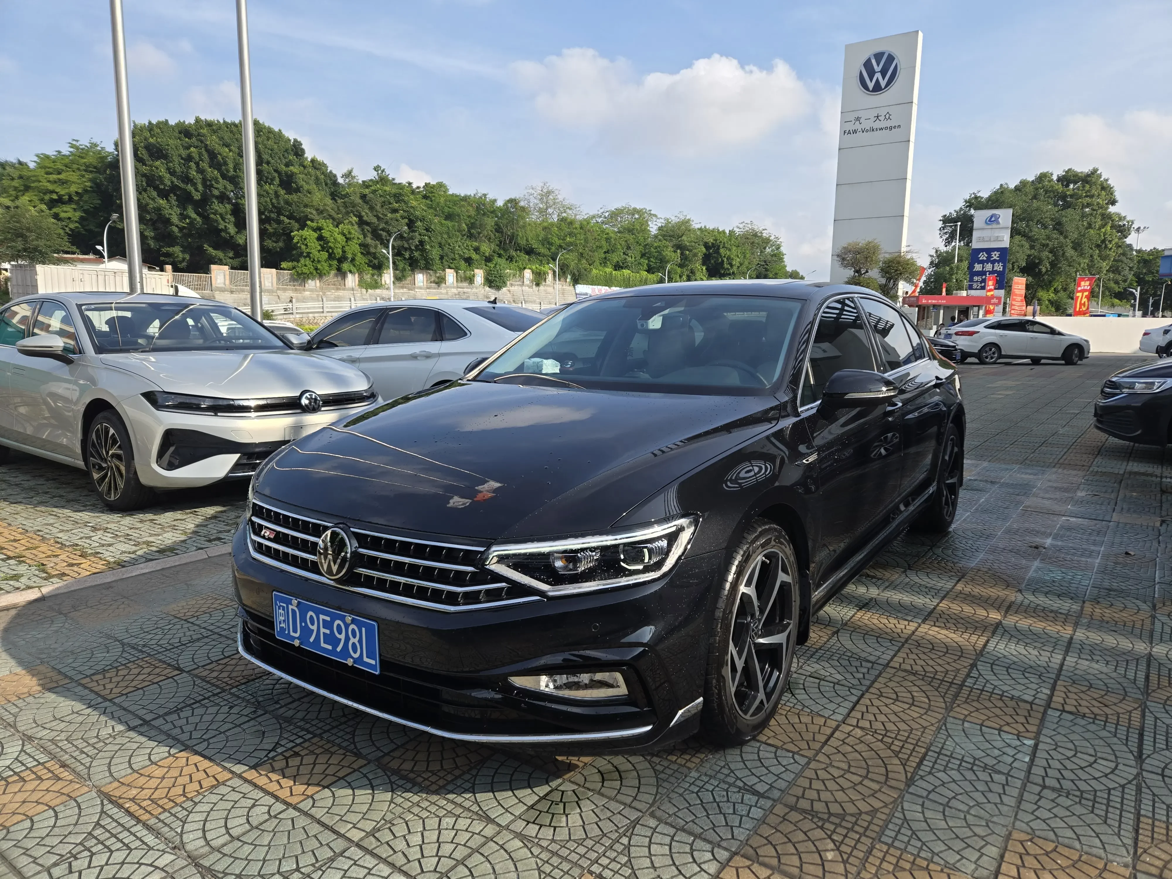 Volkswagen Magotan