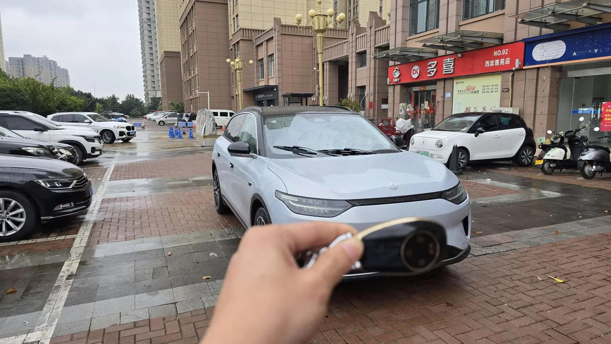 Leapmotor Zero running C11