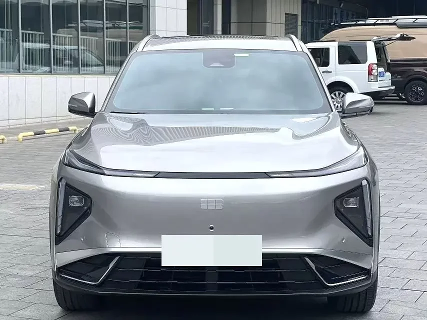Geely Galaxy L7