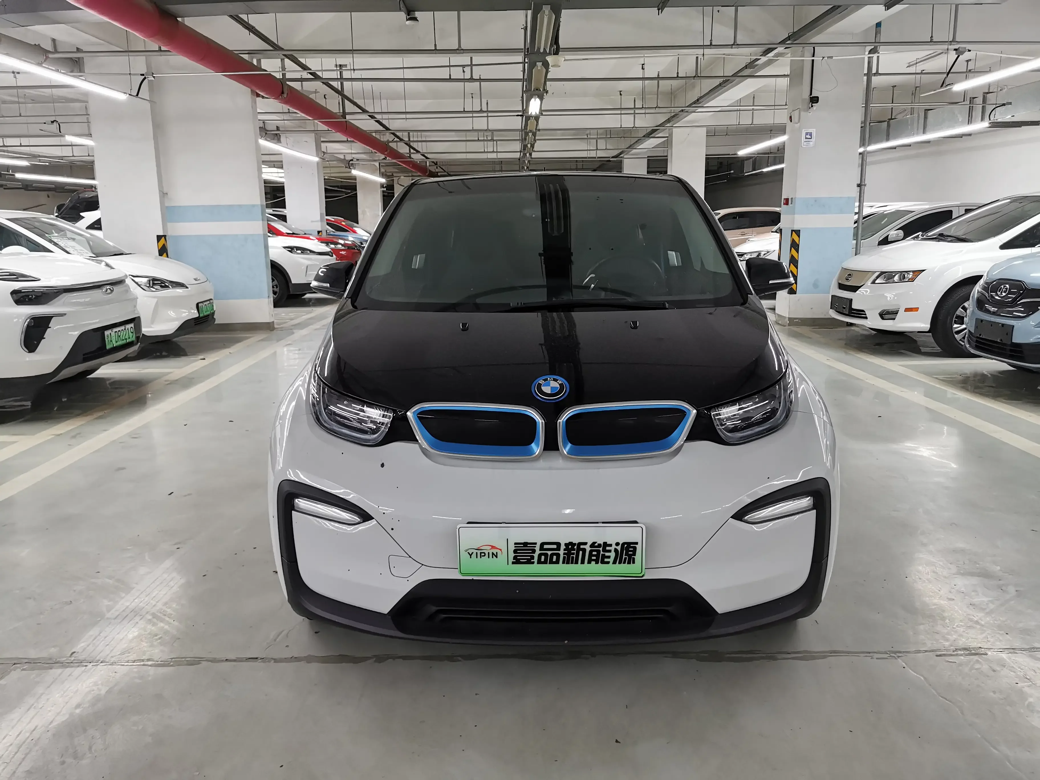 BMW i3  из Китая