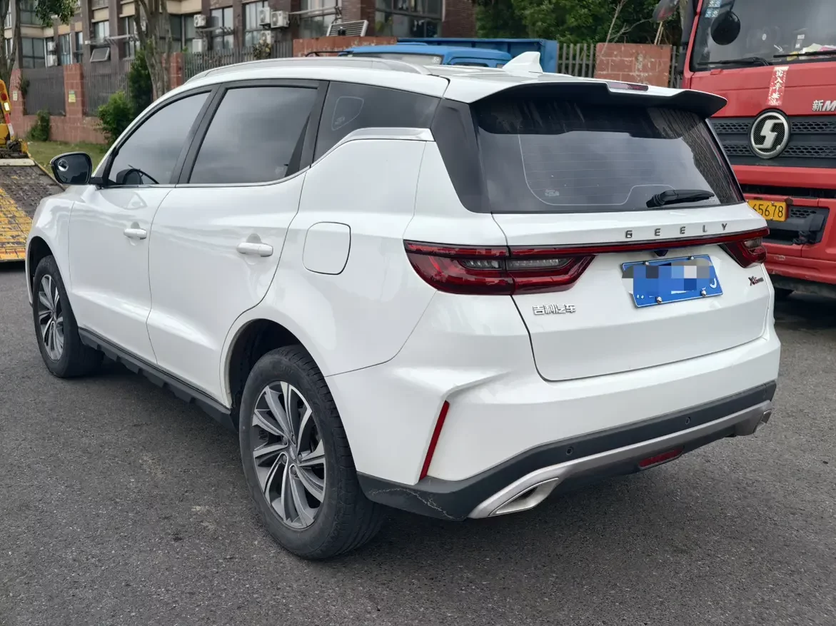 Geely Vision X6