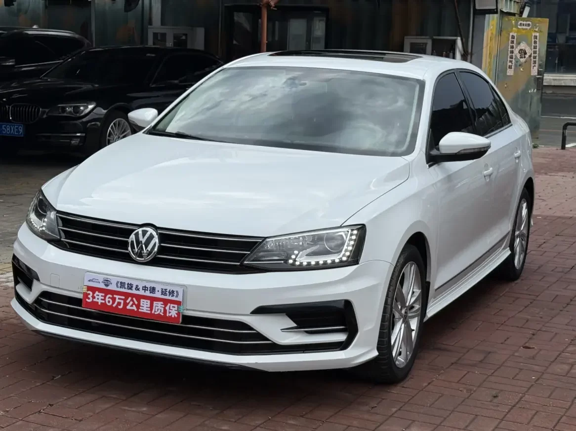 Volkswagen Sagitar