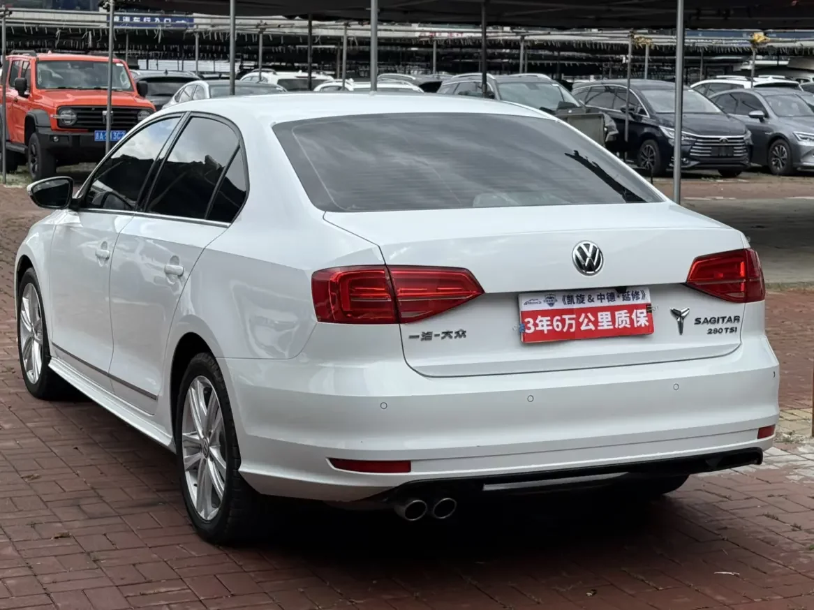 Volkswagen Sagitar