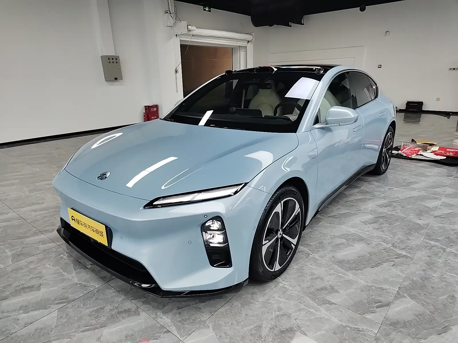 NIO ET5