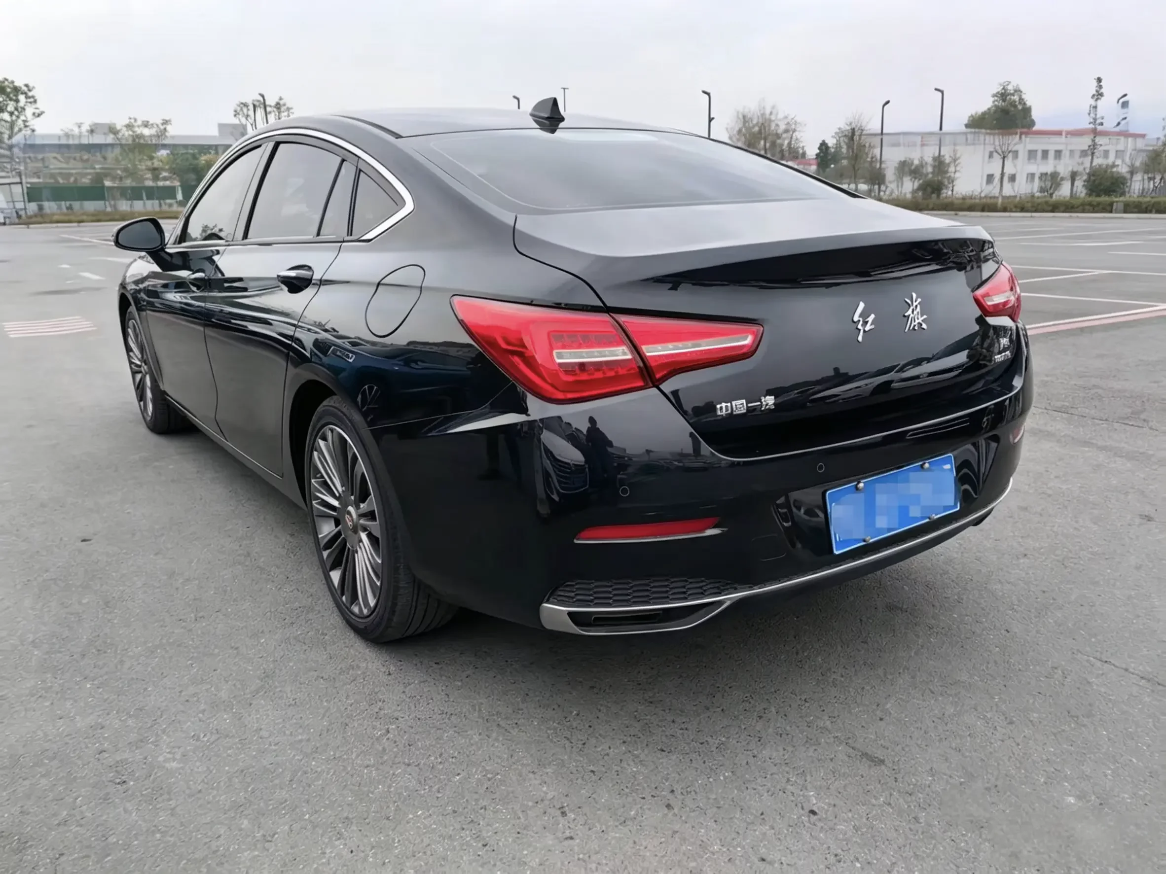 Hongqi H5 classic