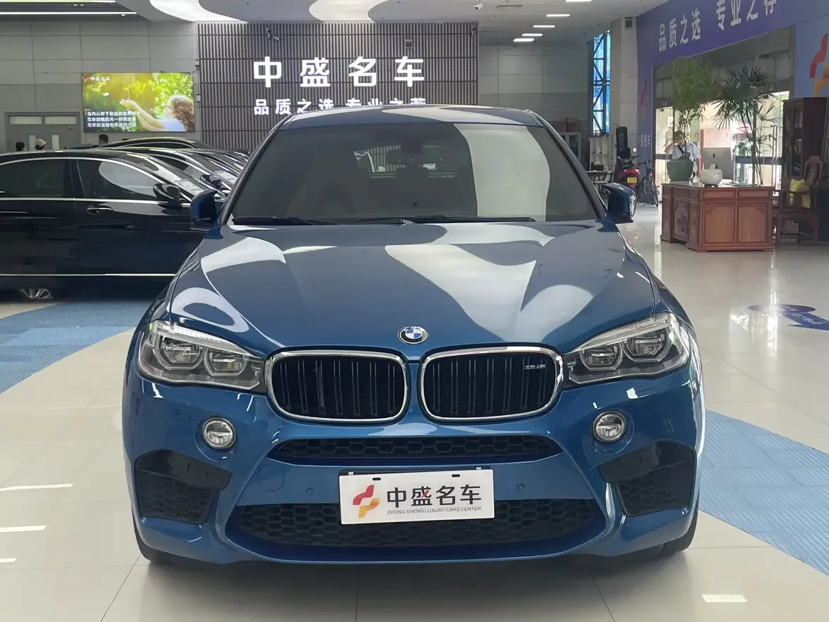 BMW X6 M  из Китая