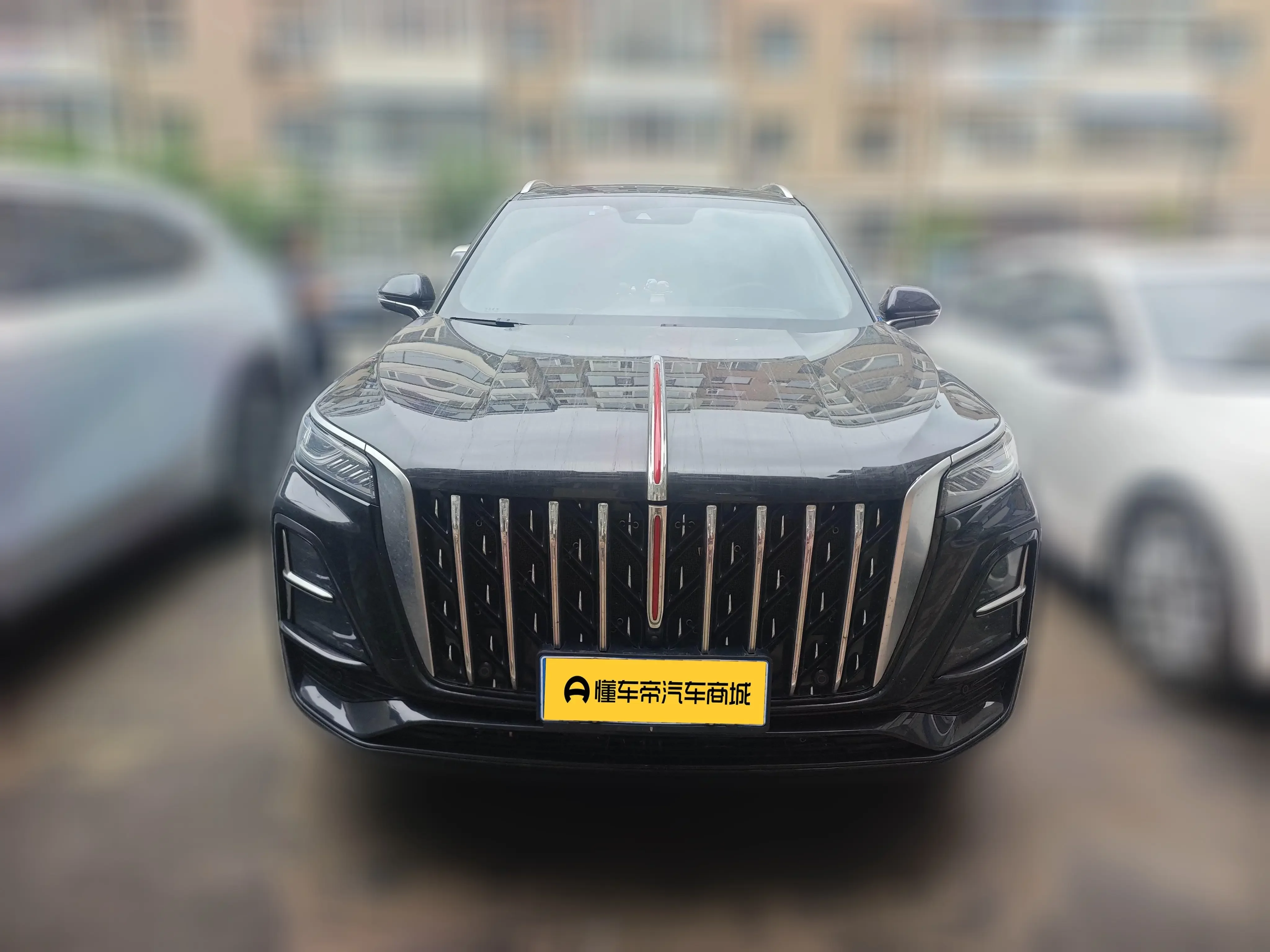Hongqi HS5
