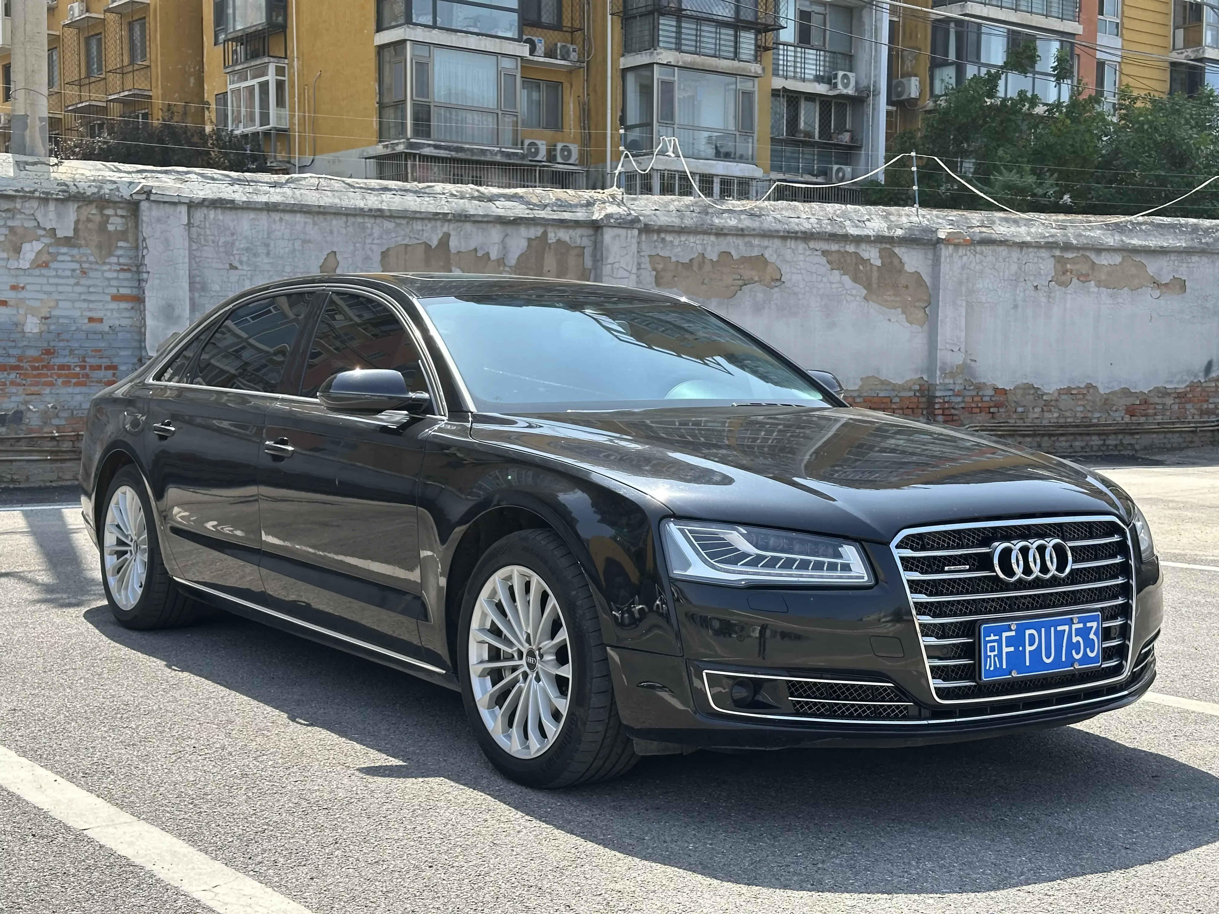 Audi A8