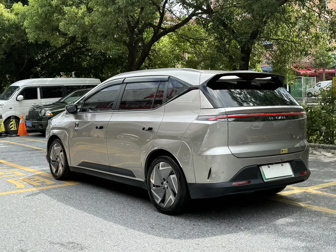 HYCAN Hechuang Z03