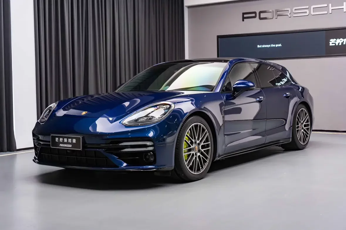 Porsche Panamera E-Hybrid