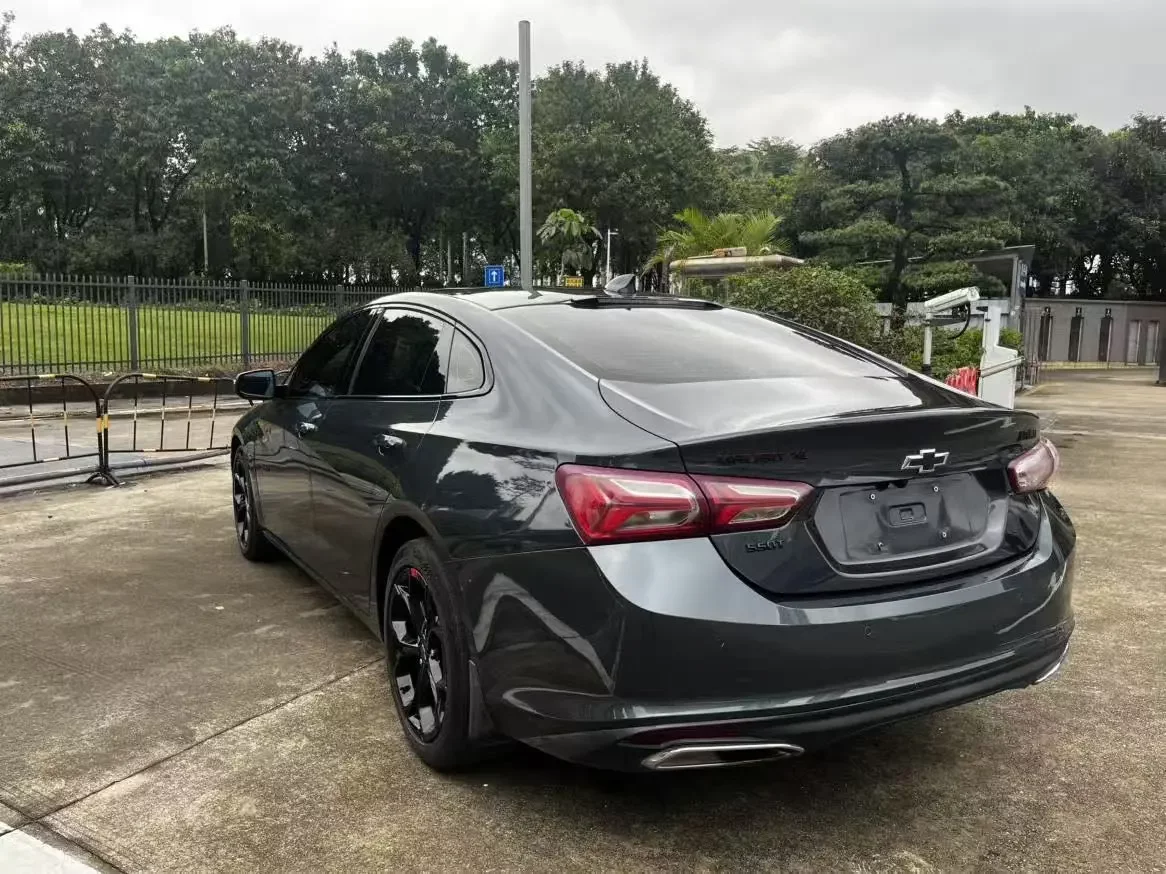 Chevrolet Malibu XL