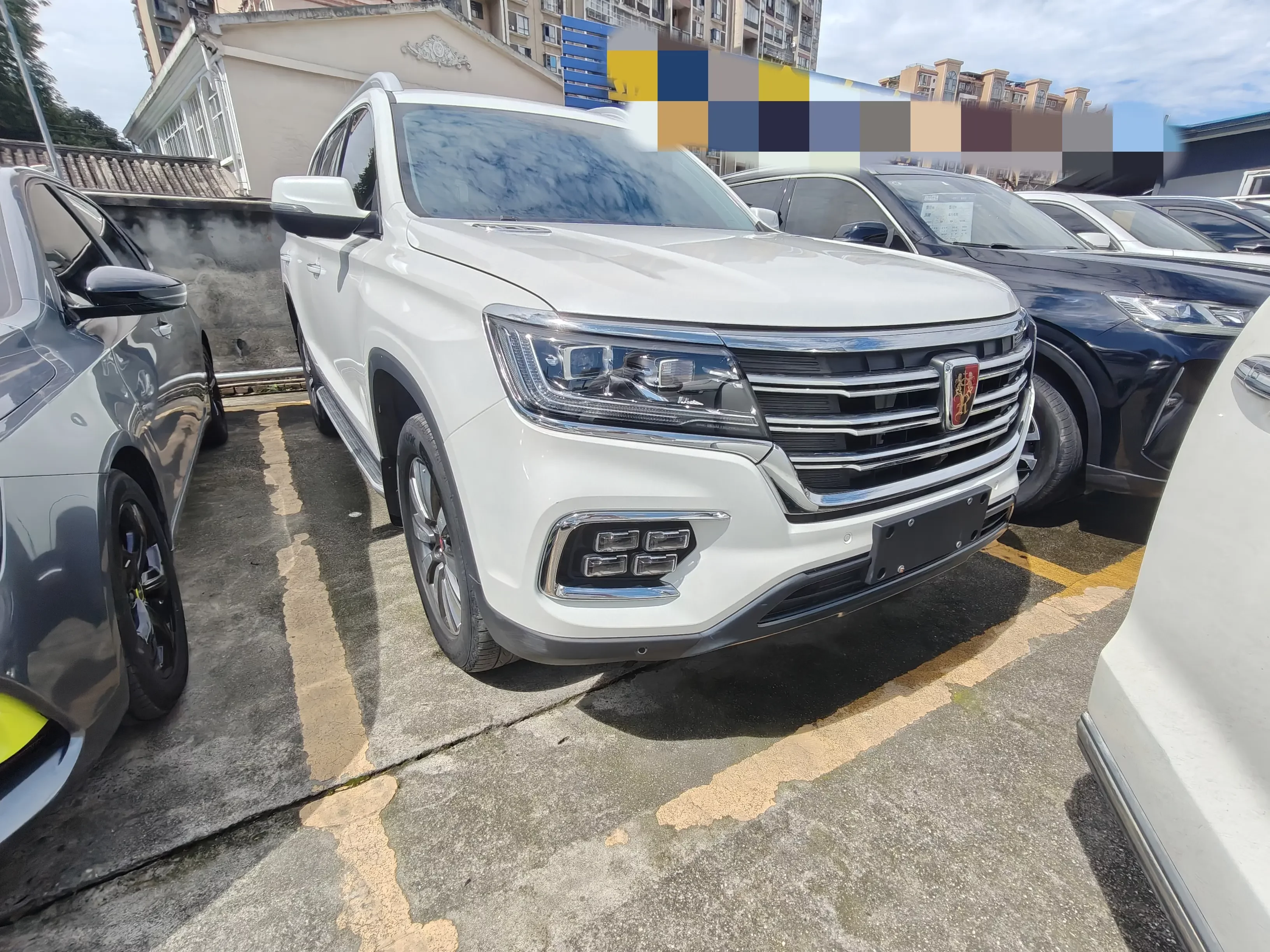 Roewe RX8