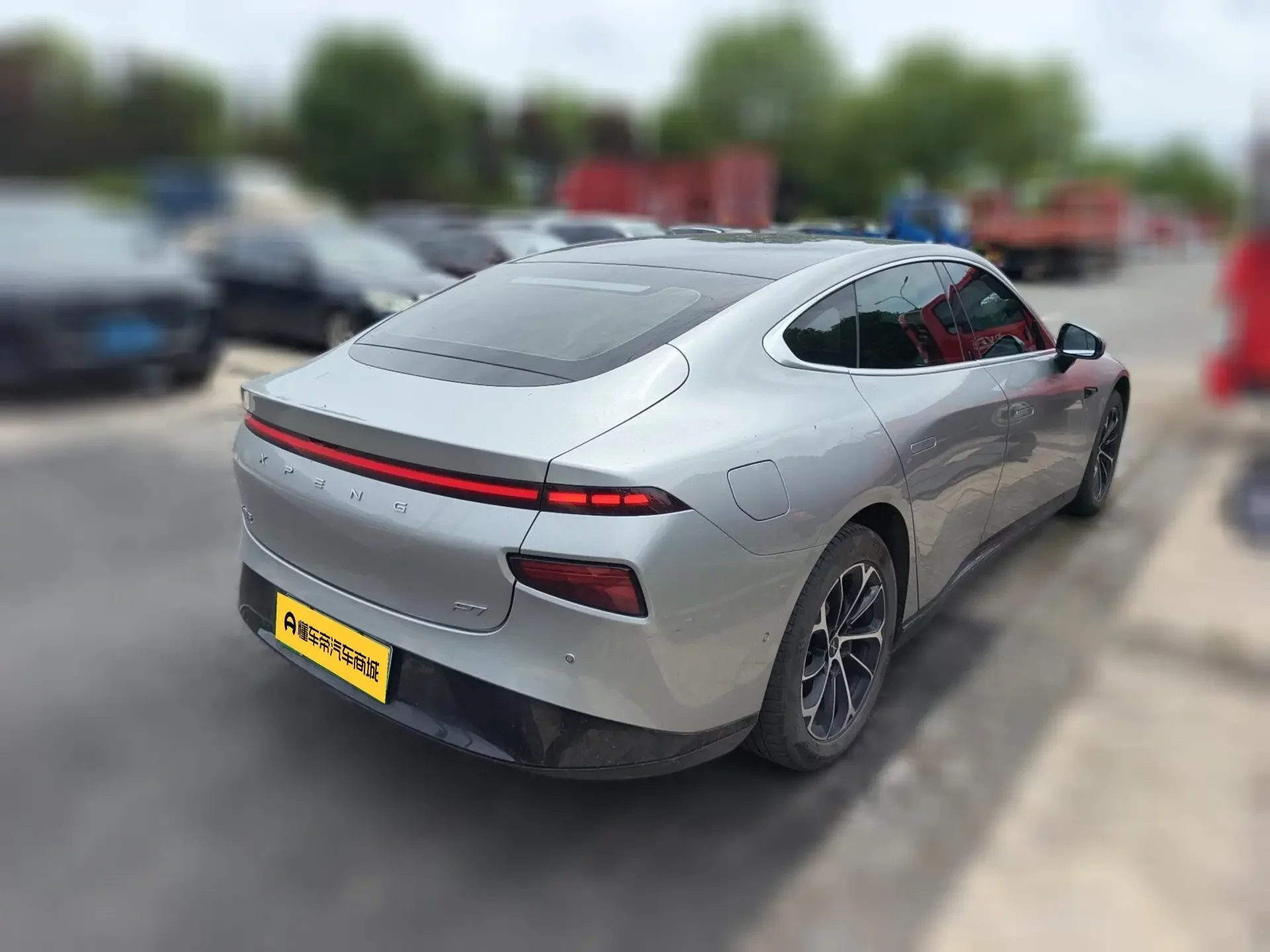 Xpeng P7