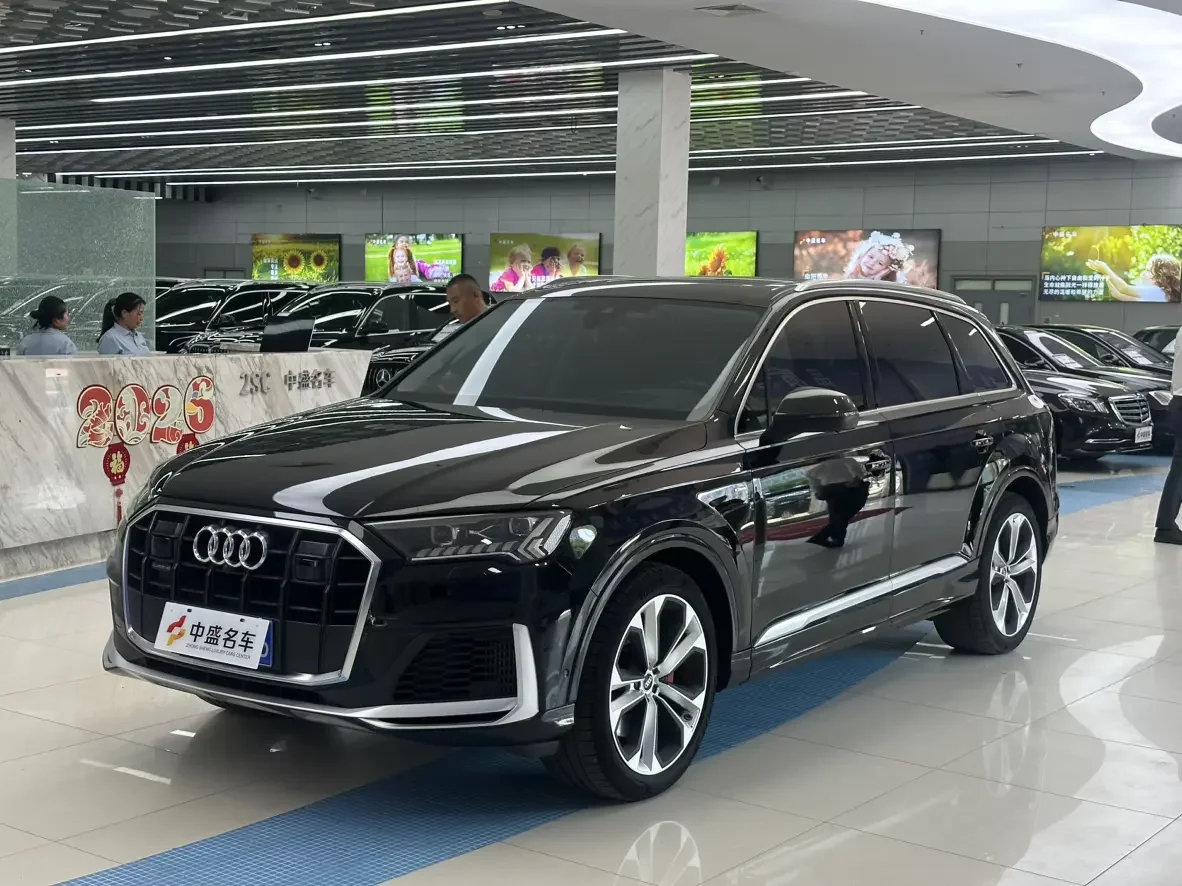 Audi Q7