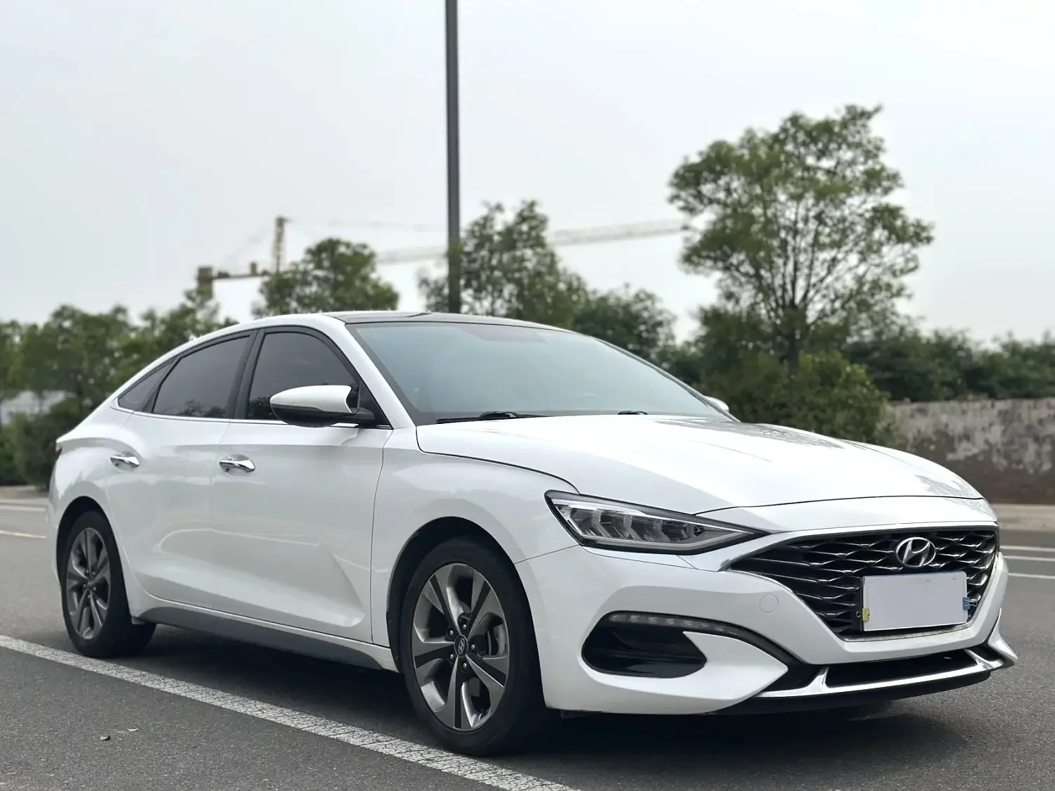 Hyundai Lafesta